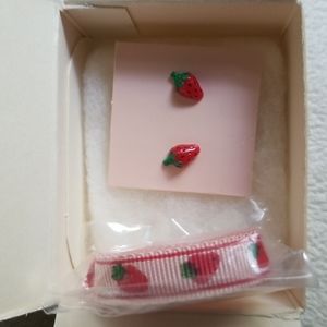 🍓Strawberry Earrings & Ribbon Set